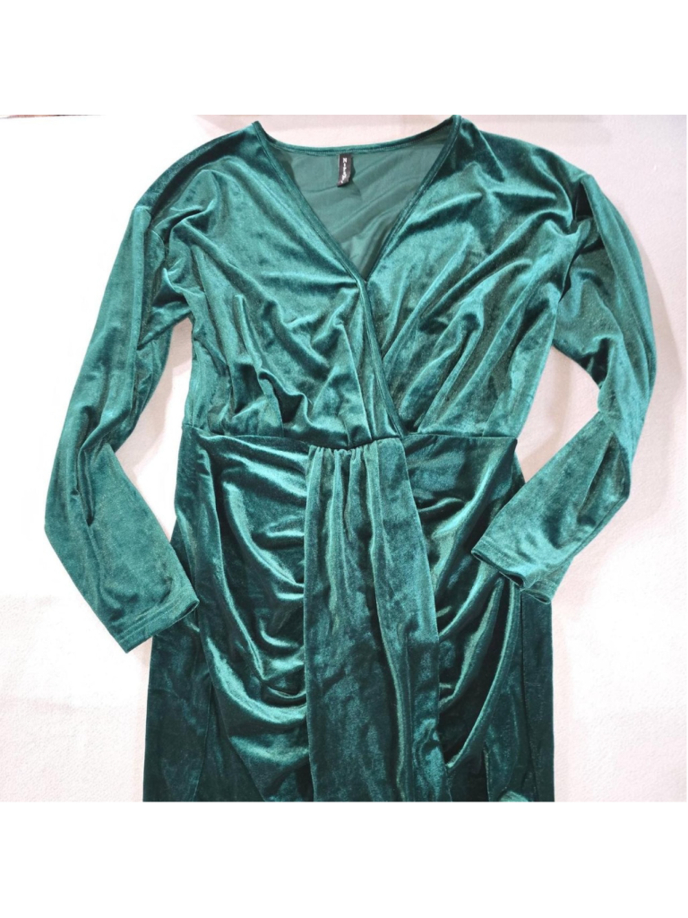 green velvet style dress perfect for holidays